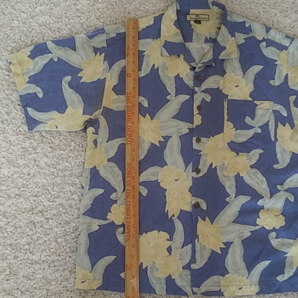Tommy Bahama Silk Shirt - Picture 5 of 7